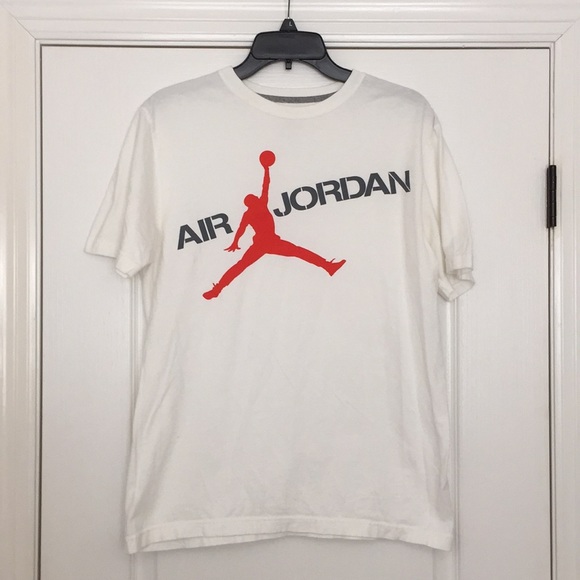 t shirt nike air jordan